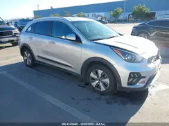 KNDCB3LC2L5396972 2020 KIA NIRO