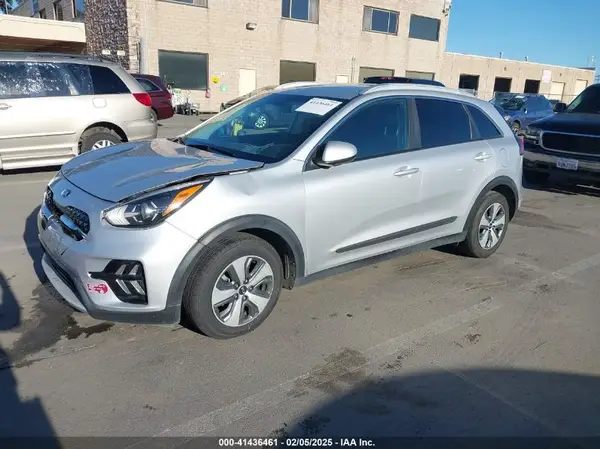 KNDCB3LC2L5396972 2020 KIA NIRO - Image 2