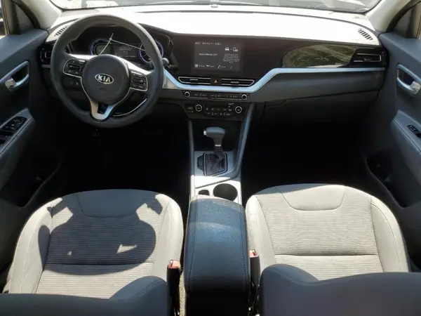 KNDCB3LC2L5397765 2020 KIA NIRO - Image 8