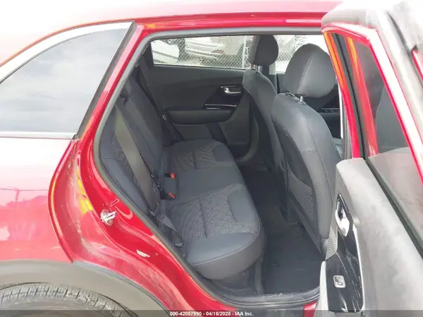 KNDCB3LC2L5420378 2020 KIA NIRO - Image 8