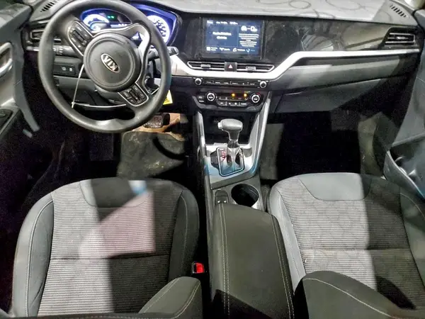 KNDCB3LC2L5423944 2020 KIA NIRO - Image 8