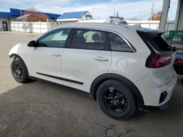 KNDCB3LC2L5424768 2020 KIA NIRO - Image 2
