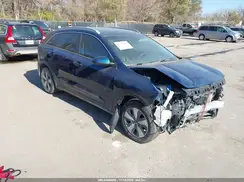 KNDCB3LC2L5433602 2020 KIA NIRO