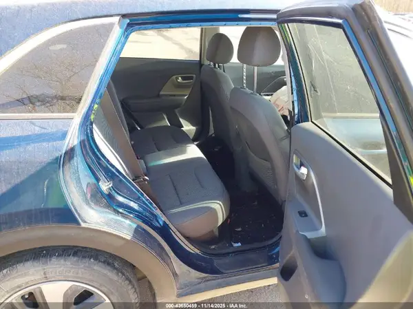 KNDCB3LC2L5433602 2020 KIA NIRO - Image 8