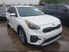 KNDCB3LC2L5435978 2020 KIA NIRO