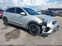 KNDCB3LC2L5437956 2020 KIA NIRO