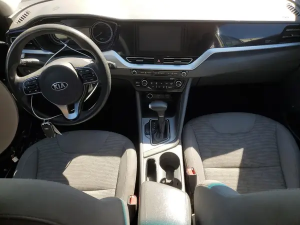 KNDCB3LC2L5448018 2020 KIA NIRO - Image 8