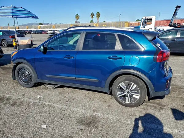 KNDCB3LC2L5448942 2020 KIA NIRO - Image 2