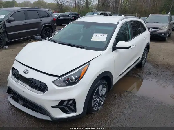 KNDCB3LC2M5471297 2021 KIA NIRO - Image 2