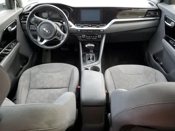 KNDCB3LC2M5478606 2021 KIA NIRO - Image 8