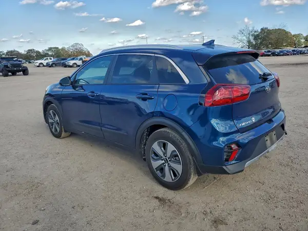 KNDCB3LC2M5479030 2021 KIA NIRO - Image 2