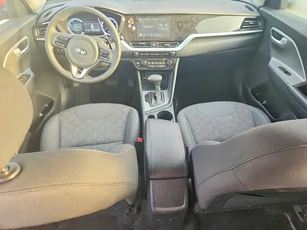 KNDCB3LC2M5488276 2021 KIA NIRO - Image 8