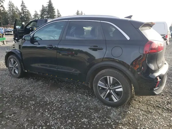 KNDCB3LC2N5509340 2022 KIA NIRO - Image 2
