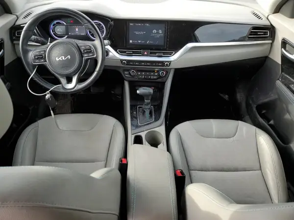 KNDCB3LC2N5510097 2022 KIA NIRO - Image 8