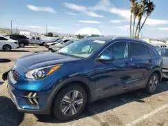 KNDCB3LC2N5515218 2022 KIA NIRO