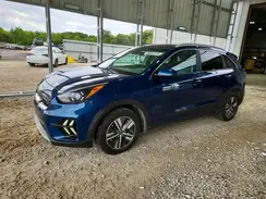 KNDCB3LC2N5533475 2022 KIA NIRO