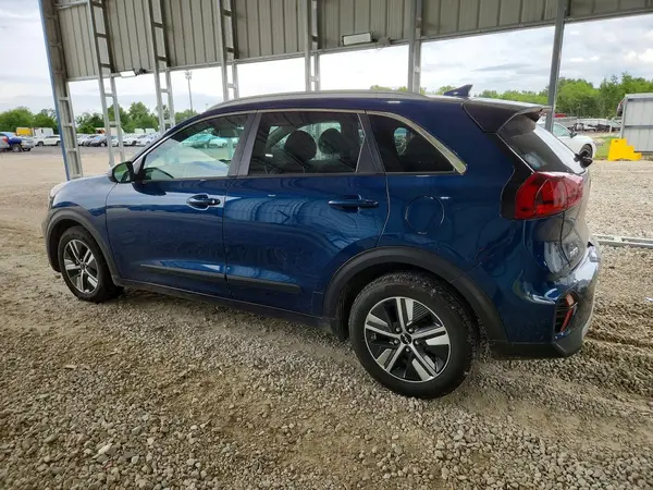KNDCB3LC2N5533475 2022 KIA NIRO - Image 2