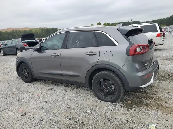 KNDCB3LC3H5038867 2017 KIA NIRO - Image 2
