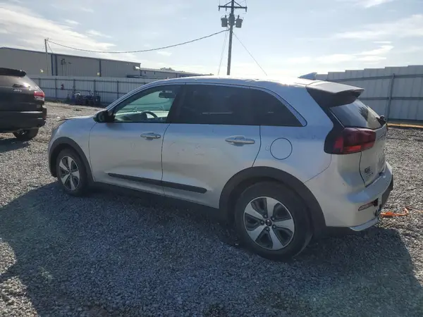 KNDCB3LC3H5048721 2017 KIA NIRO - Image 2