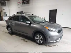KNDCB3LC3H5051473 2017 KIA NIRO