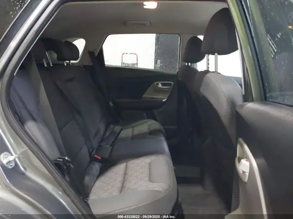 KNDCB3LC3H5051473 2017 KIA NIRO - Image 8