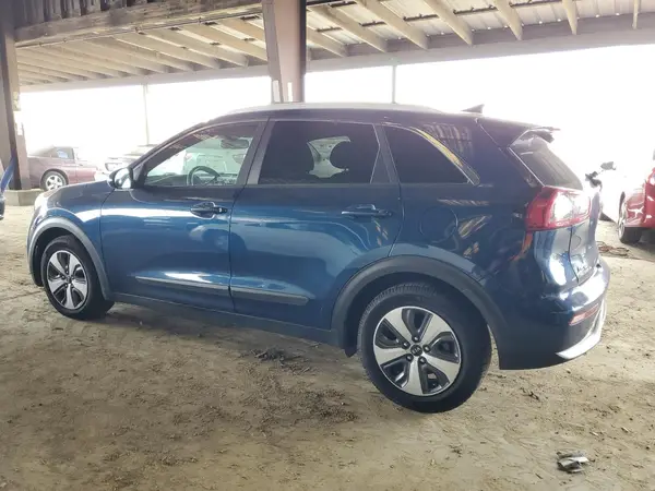 KNDCB3LC3H5056429 2017 KIA NIRO - Image 2
