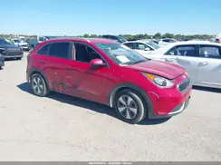 KNDCB3LC3H5060576 2017 KIA NIRO