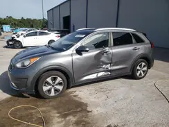 KNDCB3LC3H5074283 2017 KIA NIRO