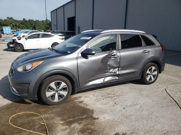 KNDCB3LC3H5074283 2017 KIA NIRO - Image 1
