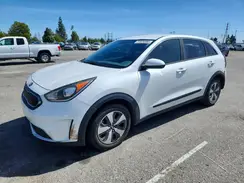 KNDCB3LC3H5079306 2017 KIA NIRO