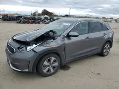 KNDCB3LC3H5097479 2017 KIA NIRO