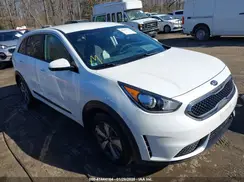 KNDCB3LC3H5100025 2017 KIA NIRO