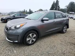 KNDCB3LC3J5114139 2018 KIA NIRO