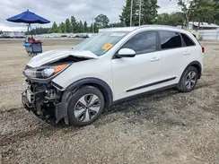 KNDCB3LC3J5160392 2018 KIA NIRO