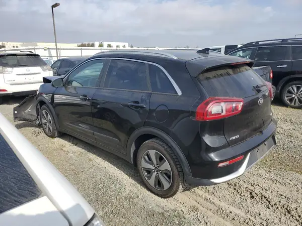 KNDCB3LC3J5164717 2018 KIA NIRO - Image 2