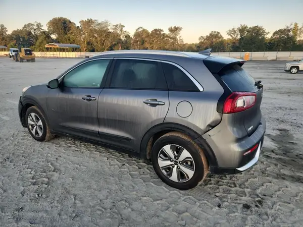 KNDCB3LC3J5170128 2018 KIA NIRO - Image 2