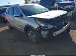 KNDCB3LC3J5178455 2018 KIA NIRO
