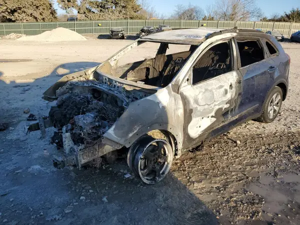 KNDCB3LC3J5179248 2018 KIA NIRO - Image 1