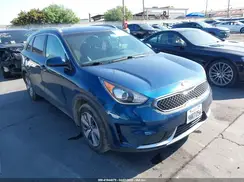 KNDCB3LC3J5204701 2018 KIA NIRO