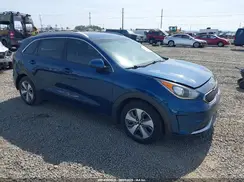 KNDCB3LC3J5205010 2018 KIA NIRO