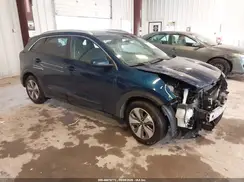 KNDCB3LC3J5206058 2018 KIA NIRO