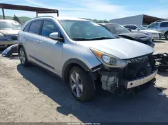 KNDCB3LC3K5226666 2019 KIA NIRO