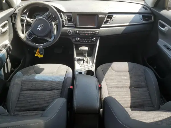 KNDCB3LC3K5233536 2019 KIA NIRO - Image 8