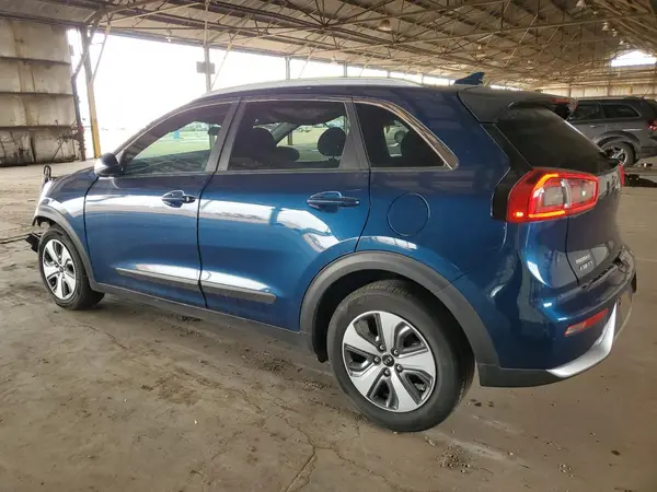 KNDCB3LC3K5234427 2019 KIA NIRO - Image 2