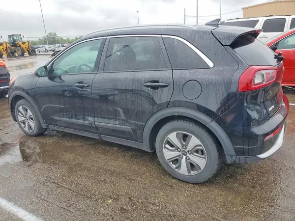 KNDCB3LC3K5242074 2019 KIA NIRO - Image 2