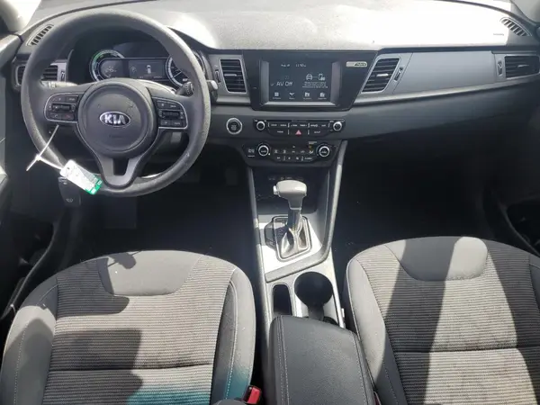 KNDCB3LC3K5250207 2019 KIA NIRO - Image 8