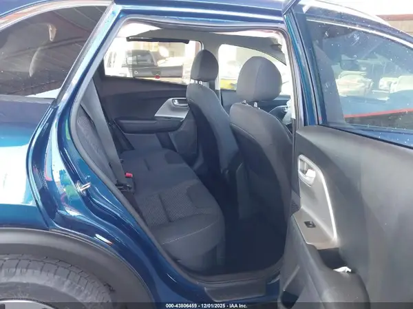 KNDCB3LC3K5252572 2019 KIA NIRO - Image 8