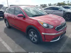 KNDCB3LC3K5295339 2019 KIA NIRO