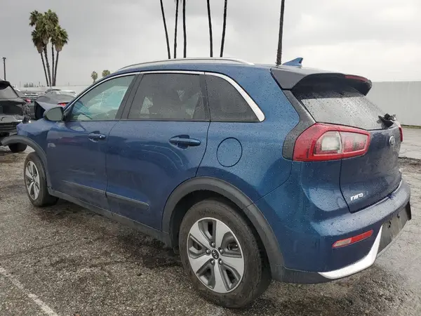 KNDCB3LC3K5301446 2019 KIA NIRO - Image 2