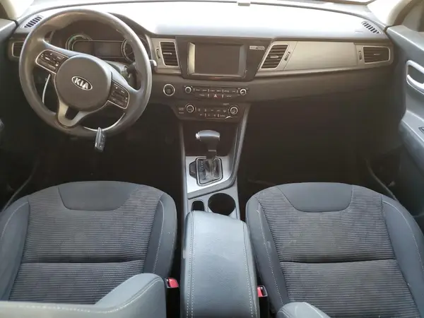 KNDCB3LC3K5301530 2019 KIA NIRO - Image 8